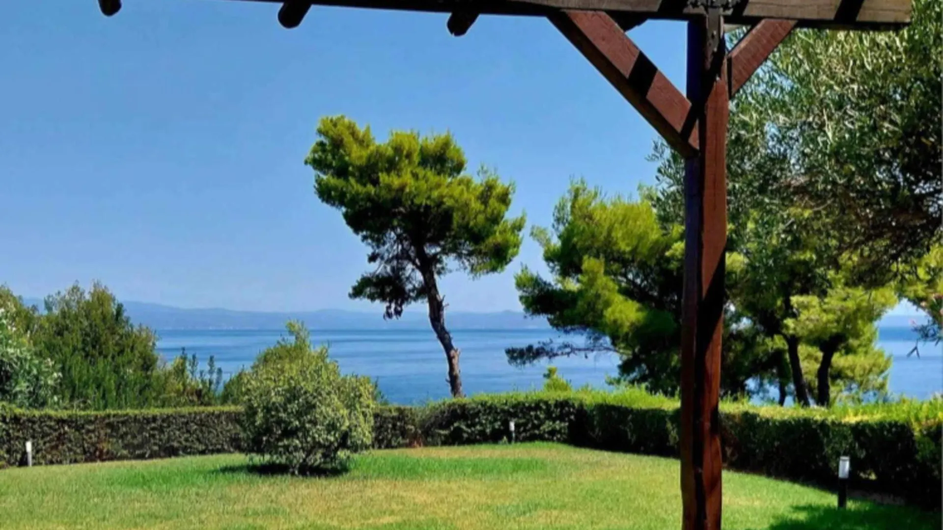 #Luxlikehome Afytos Golden Sunrise